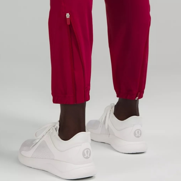 Lululemon Adapted State High Rise Jogger - Picture 4 of 4
